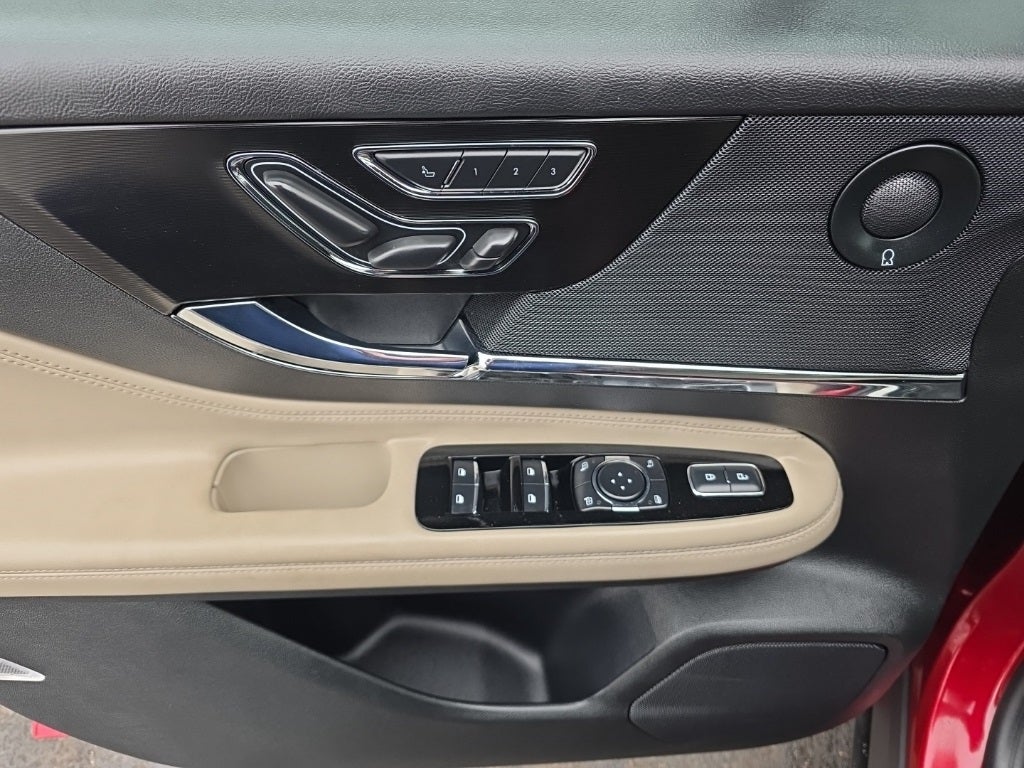 2025 Lincoln Corsair Reserve