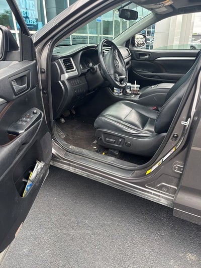 2016 Toyota Highlander XLE V6