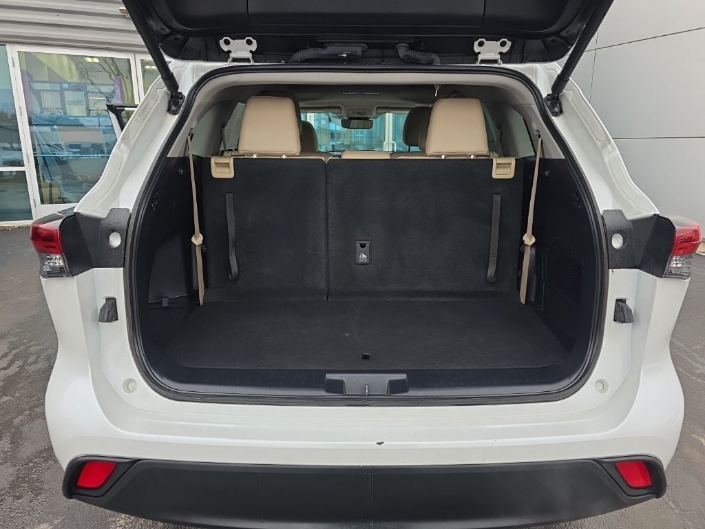 2024 Toyota Highlander XLE