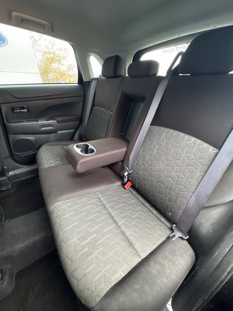 2025 Mitsubishi Outlander Sport 2.0 SE