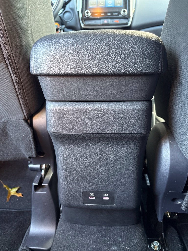 2026 Mitsubishi Outlander Sport 2.0 LE