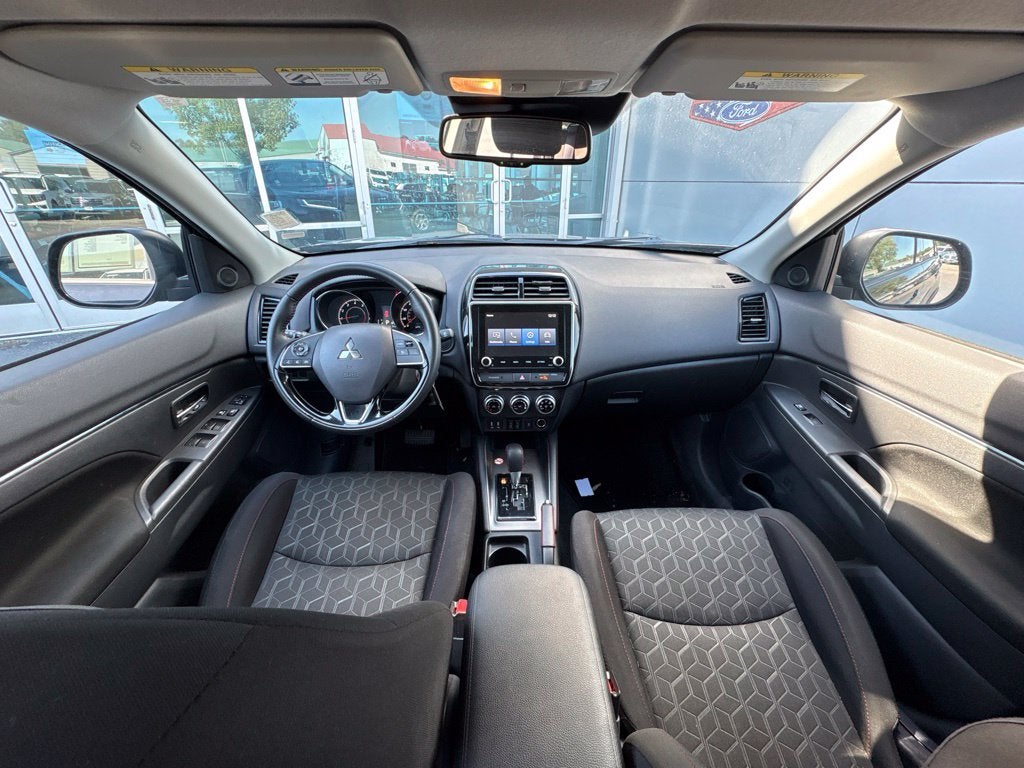 2026 Mitsubishi Outlander Sport 2.0 LE