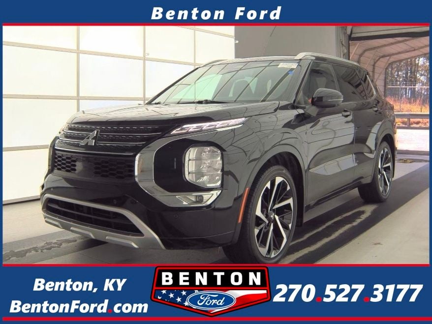 2023 Mitsubishi Outlander SEL Black Edition