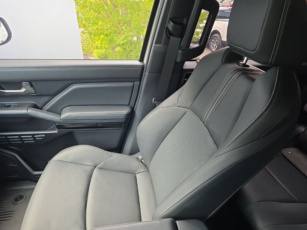 2025 Toyota 4Runner i-FORCE MAX Hybrid Limited